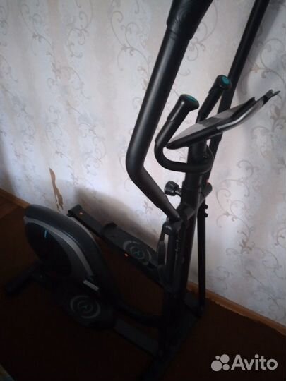 Эллиптический тренажер