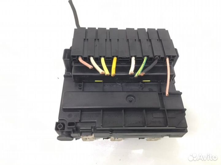 Блок предохранителей Peugeot Partner 1.6 HDI 2011