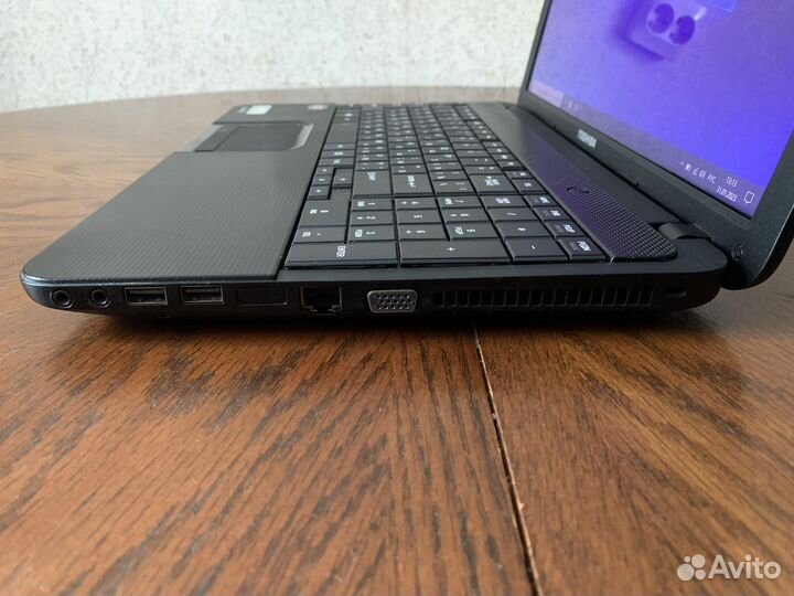 Ноутбук Toshiba c855d-s5104