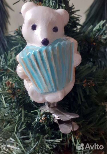 Елочные игрушки СССР. Мишка с грамотной