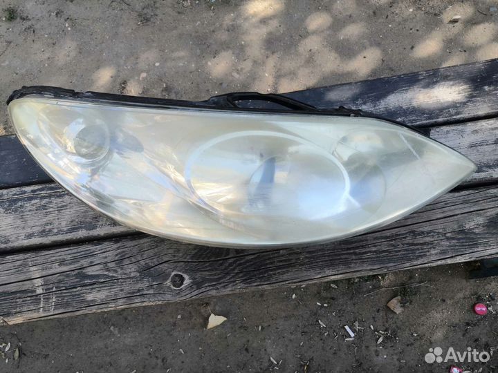 Фара левая peugeot