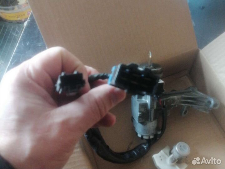 Замок зажигания на рвр митсубиси