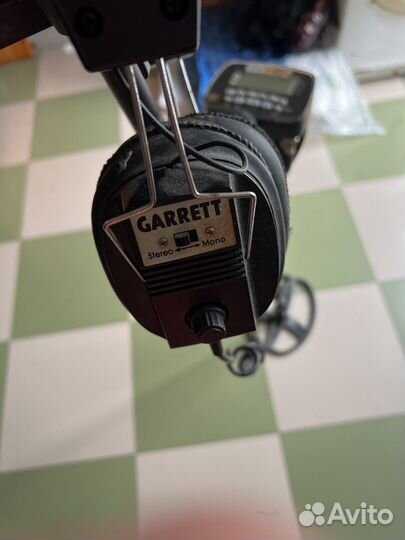 Металлоискатель garrett
