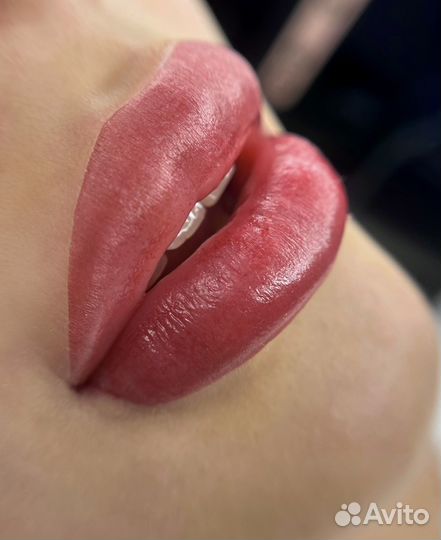 Перманентный макияж губы/брови