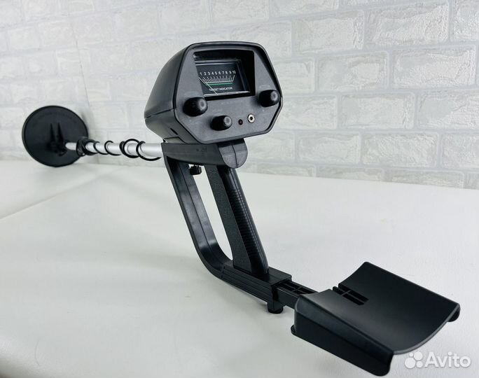 Металлоискатель MD4030 новый