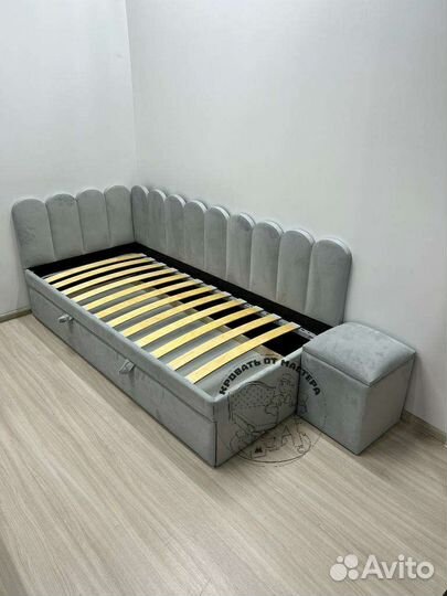 Детская кровать с мягкими бортиками