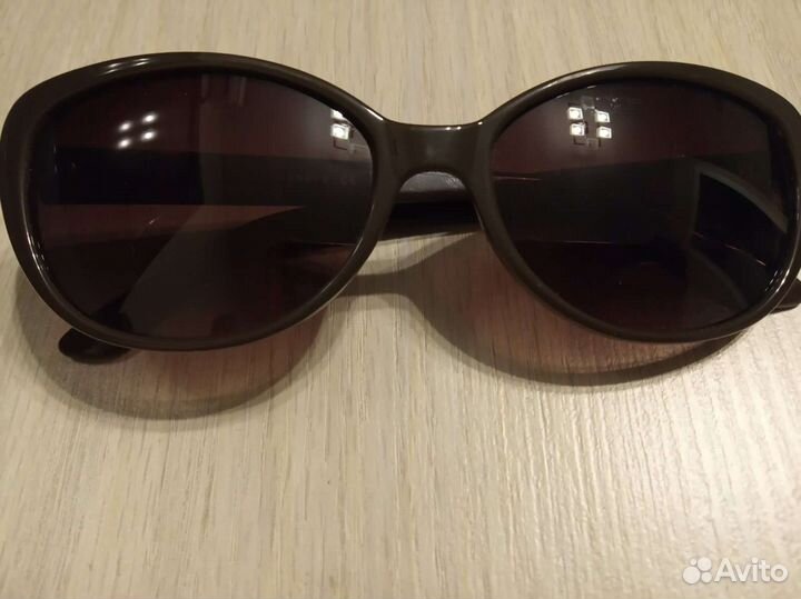 Солнцезащитные очки женские