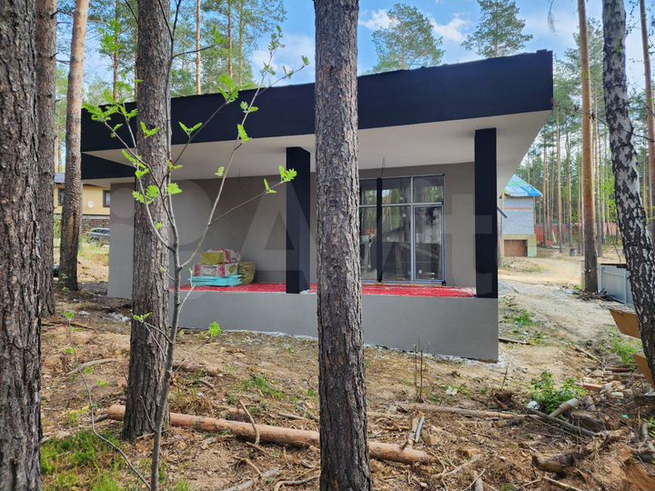 Дом 160 м² на участке 8 сот.