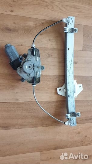 Стеклоподъемник электрический передний правый KIA