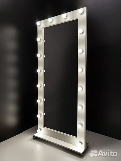 Гримерное зеркало