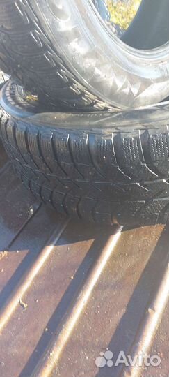 Bridgestone Blizzak LM-25 4x4 265/60 R18