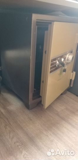 Сейф для денег