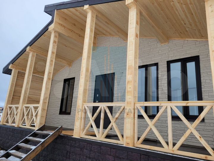 Дом 64 м² на участке 6,6 сот.