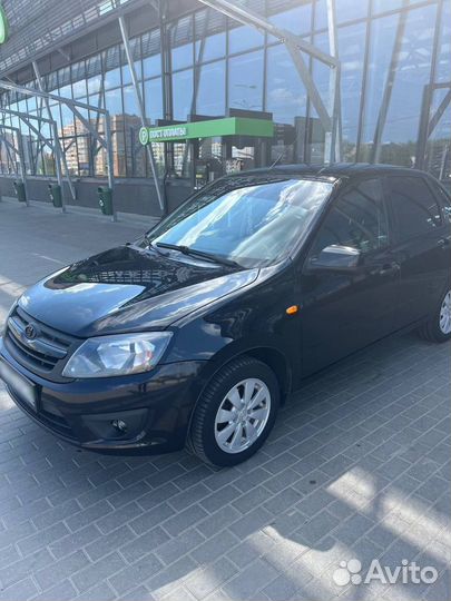 LADA Granta 1.6 МТ, 2013, 106 163 км