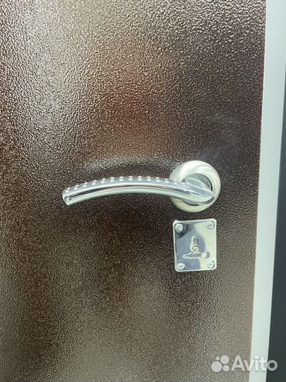 Дверь входная, металл/ металл