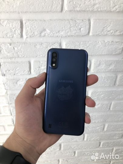 Samsung Galaxy A01, 2/16 ГБ