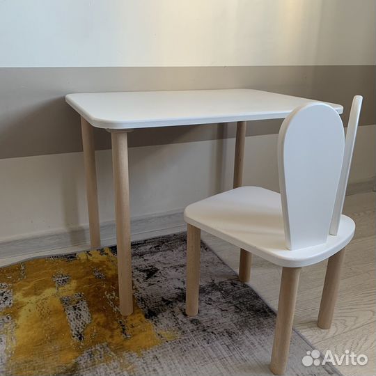 Детский стол и стул