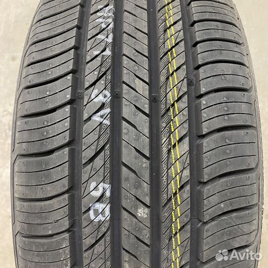 Kumho Crugen HP71 245/45 R19 98H