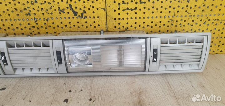 Плафон салонный Volkswagen Transporter T5