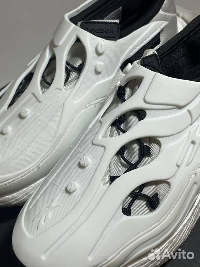 Кроссовки Reebok белые 36 размер