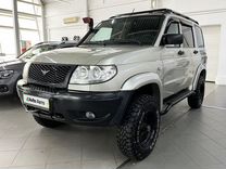 УАЗ Patriot 2.7 MT, 2014, 49 200 км, с пробегом, цена 899 000 руб.