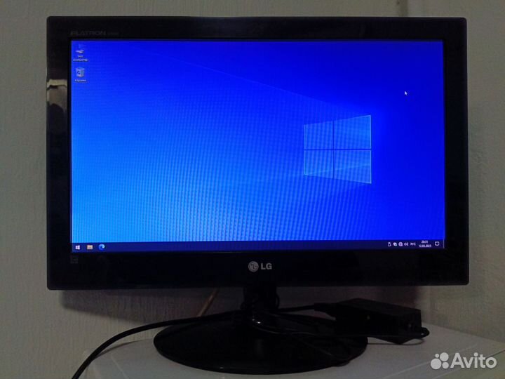 Монитор LG flatron E2040