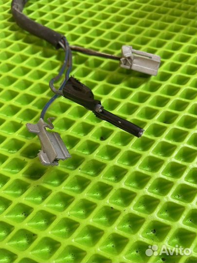 Хонда сабер зеркало правое