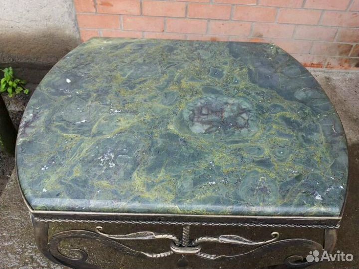 Столы (камень, ковка)