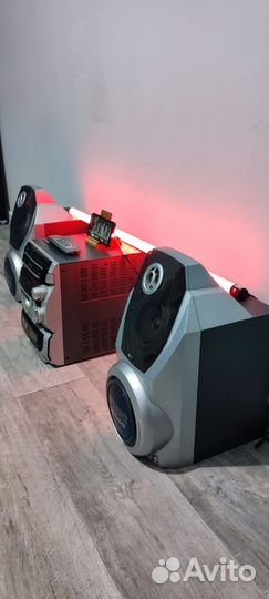 Музыкальный центр LG