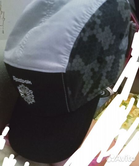 Оригинальная спортивная кепка Reebok Hexalite