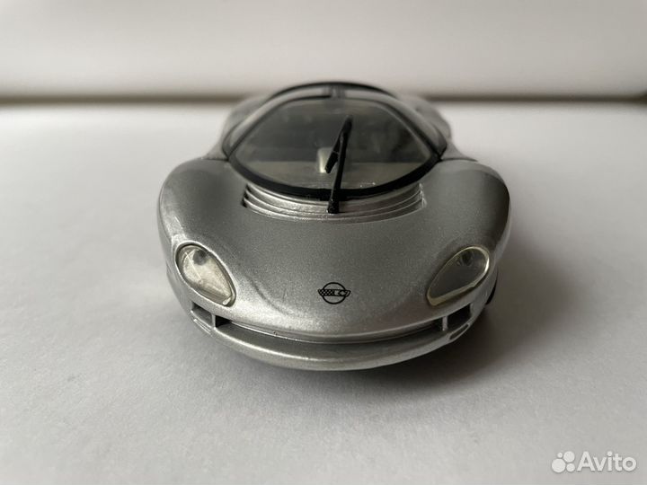 Коллекционая модель 1:24 Chevrolet Corvette Indy