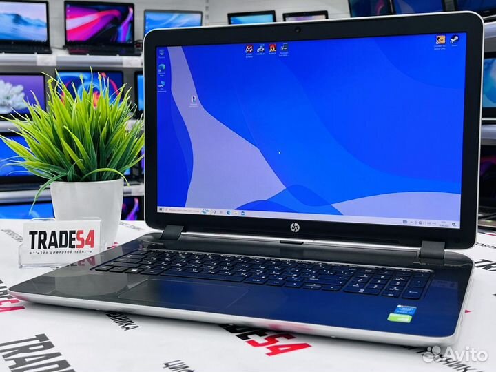 Ноутбук HP 17.3