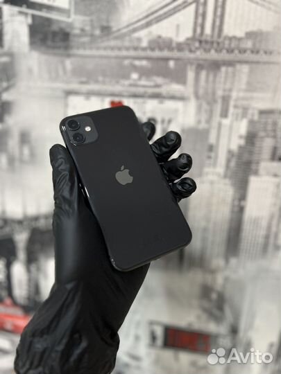 iPhone 11, 64 ГБ