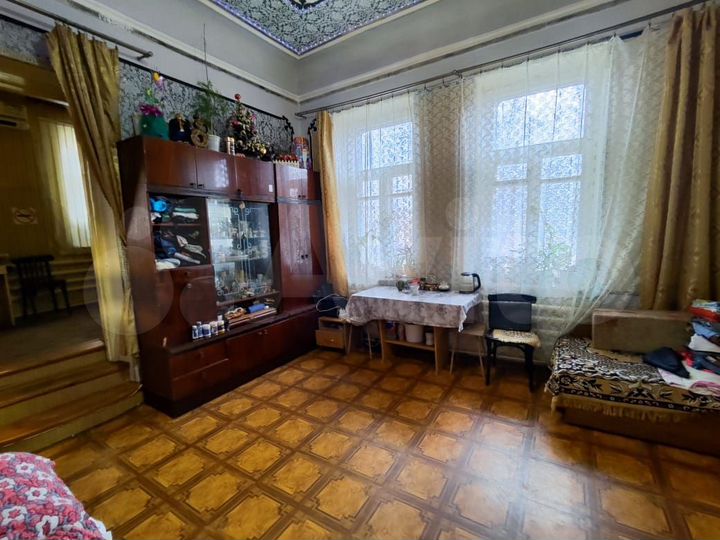 2-к. квартира, 42 м², 1/2 эт.