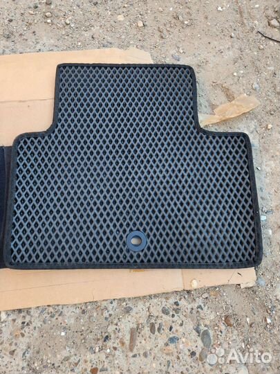 Эко коврики на Infiniti qx70 d