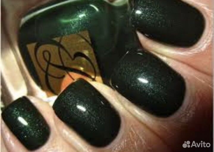 Лаки для ногтей Estee Lauder