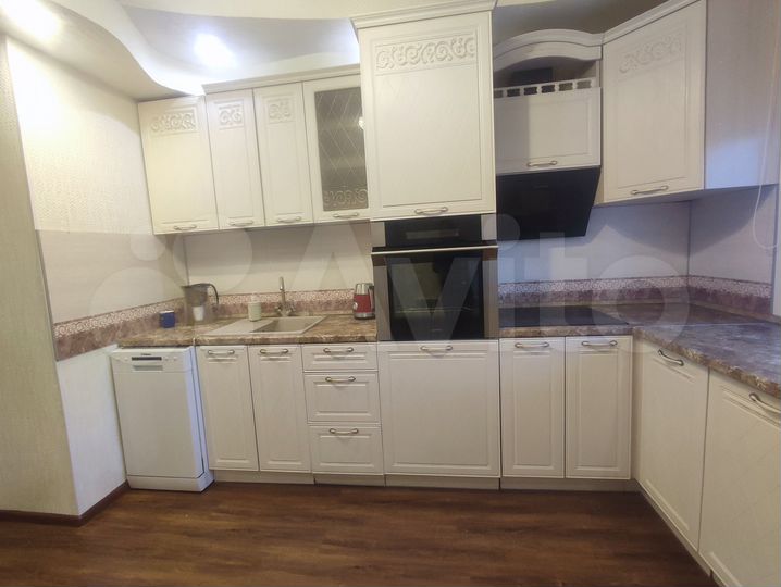 3-к. квартира, 69 м², 2/4 эт.