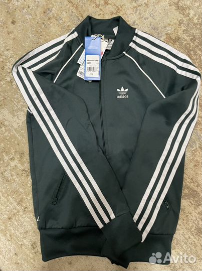 Спортивный костюм adidas