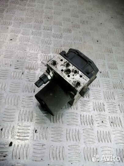 Блок abs (насос) audi a4 b6 (2001 - 2005) 2.5 8e0614517a