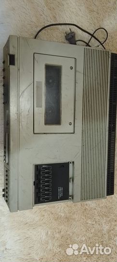 Продаю видео магнитофон элэктроника вм 12 В рабоче