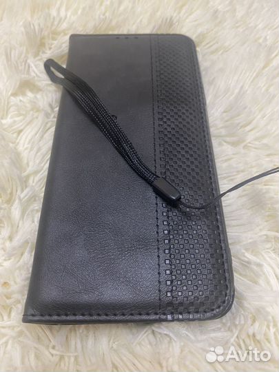 Чехол книжка на iPhone 11