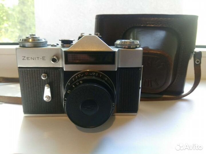 Плёночные фотоаппараты Zenit- Е и фэд-5В