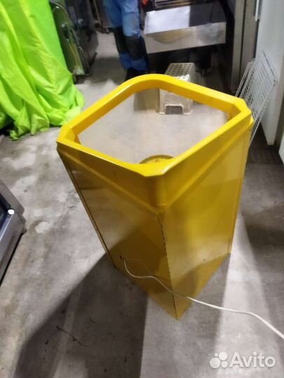 Холодильник для напитков Helkama COT rock