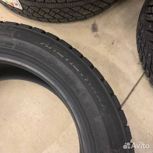 Landspider Arctictraxx 255/40 R20