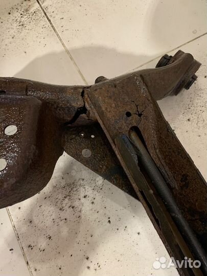 Задняя балка kia rio2