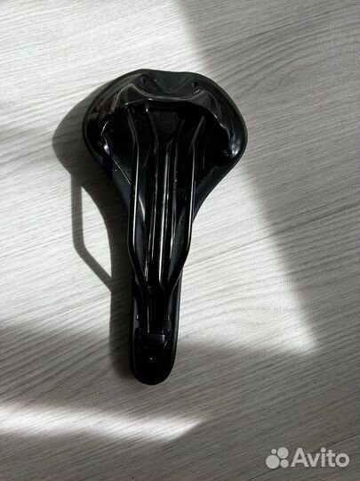 Седло outleap velo-9