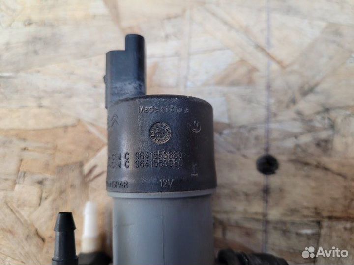 Насос омывателя Renault Sandero Stepway