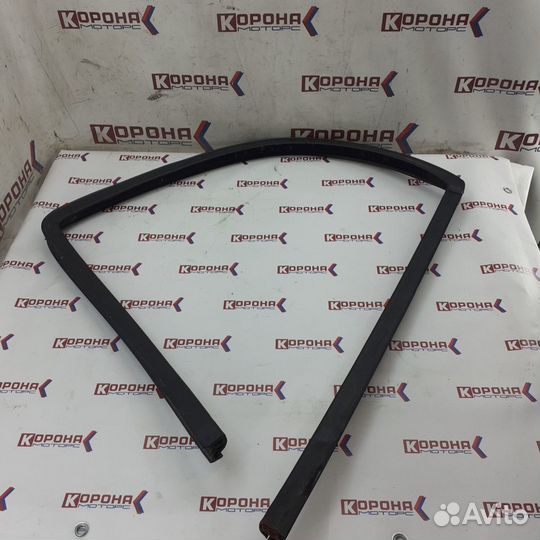 Уплотнитель передней правой двери chevrolet expre