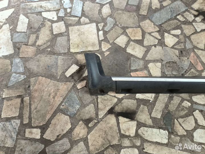 Рено Дастер duster Накладка на порог левый