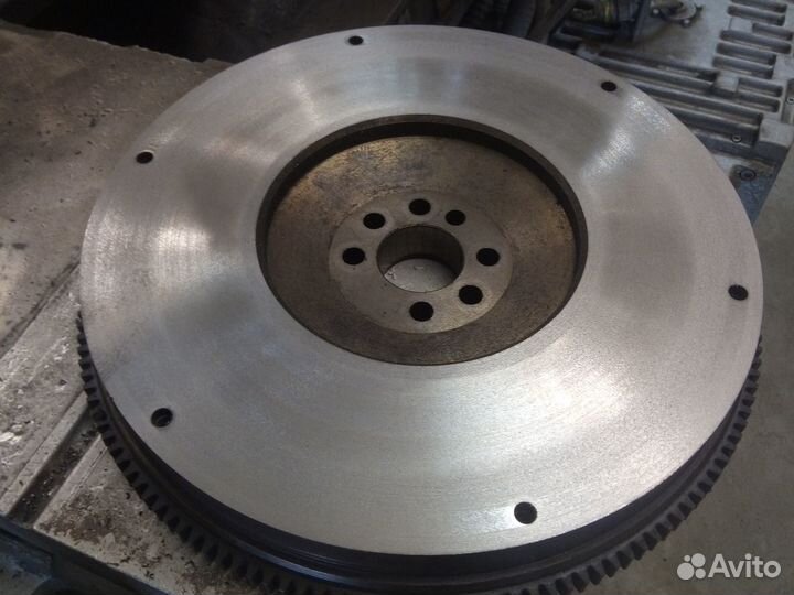 Проточить маховик. тормозной диск